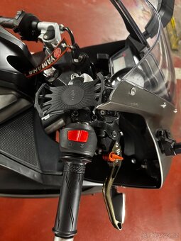 Yamaha yzf r125 - 9