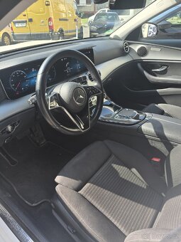 Mercedes E300 de T model UVEDENÁ CENA BEZ DPH - 9