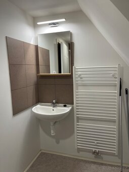 Pronájem mezonetového pokoje - 9