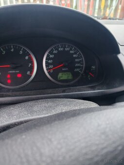 Prodám Mazda 2, najeto 87000 km, r.v. 2005/12 - 9