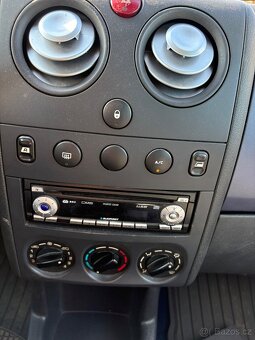 Citroen Berlingo 2.0 HDi - 9