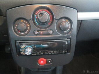 Renault Clio 1.2TCe, klima, el.okn+zrc., nová STK - 9