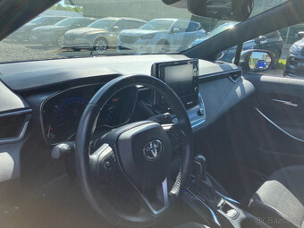 TOYOTA COROLLA 2,0 HBRID 135KW 50 450 KM - 9