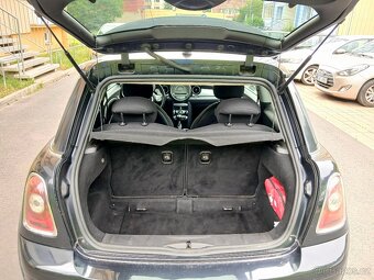 Mini Cooper 1.6 - 9