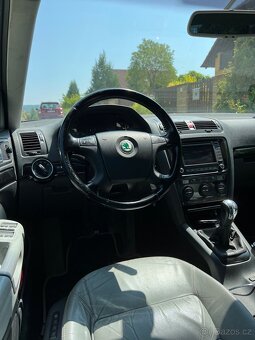 Škoda Octavia II L&K 2.0TDI, PDC, Navi - 9