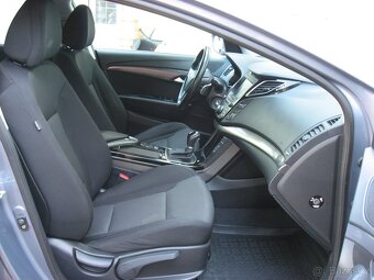 Hyundai i40 Wagon 1.7CRDI 141PS Experience A/T - 9