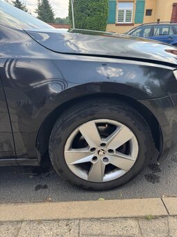 PRODÁM VEŠKERÉ NÁHRADNÍ DÍLY ŠKODA OCTAVIA 3 COMBI 2016 4+4 - 9