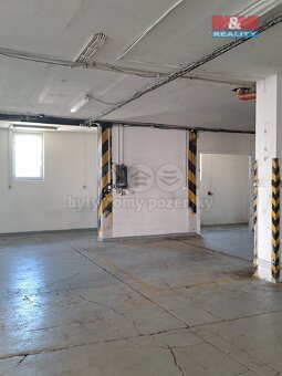 Pronájem skladu, 622 m², Brno, ul. Hájecká - 9