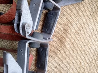 Wehrmacht waffenhalter-držáky na zbraně do vozidla - 9