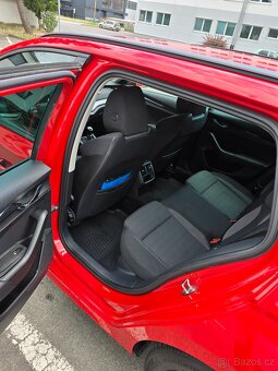 Prodam Škoda octavia 4 combi 1.5tsi Kessy LED DPH - 9