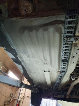 HONDA CIVIC 4D EK3 - 9