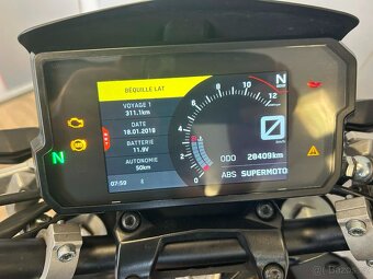 KTM 125 Duke 2021 - 9