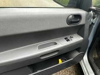 Mitsubishi Colt 1.3 MPI - 9