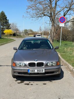 BMW e39 528i 142 kw Automat - 9