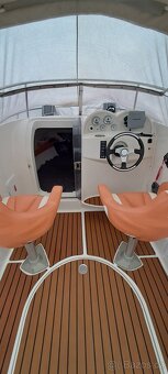 Quicksilver 620 + 115hp Mercury. Komplet bimini - 9