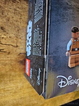 LEGO Star Wars 75357 - 9