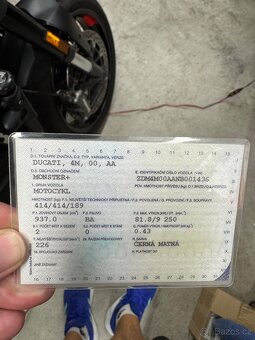 Ducati Monster+ 937 2022 880km Nove - 9
