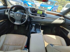 Lexus ES 300 h 2,5 160KW/DPH/360Kam/Kůže/Navi - 9
