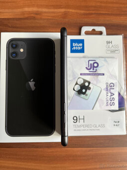 iPhone 11 - 128GB černý + ochranná skla - 9
