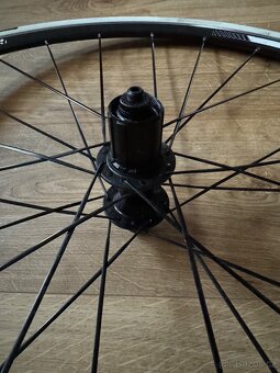 Prodám hliníkové ráfky Bontrager - 9
