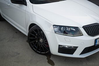 Škoda Octavia Combi 2.0 TDI DPF RS DSG - 9