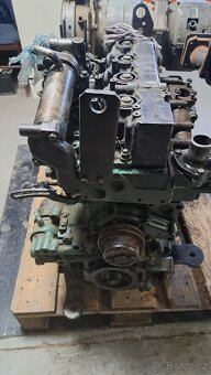 Motor Kubota V3307 T CR - 9