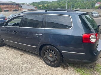 Volkswagen Passat B 6 2.0 TDI - 9