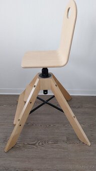Dřevěná rostoucí židlička Ikea ÷ set pro miminko - 9