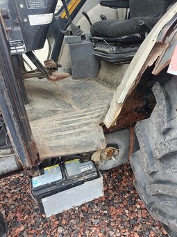 68kW/90PS Traktor CASE IH 4240 XLA, 4x4, 4-válec - 9