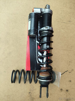 Fabrický tlumič WP Trax na KTM a HSQ do roku 2016 - 9