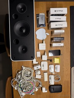 Apple iPod, iPhone sbirka - 9