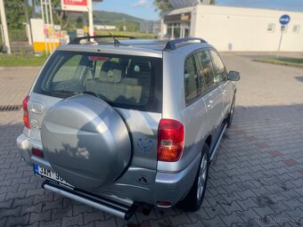 Toyota RAV4 2.0i 110kw 4x4 - 9