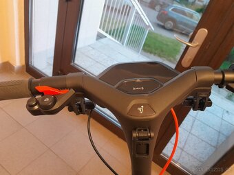 ELEKTRICKÁ KOLOBĚŽKA SEGWAY P100S - 9