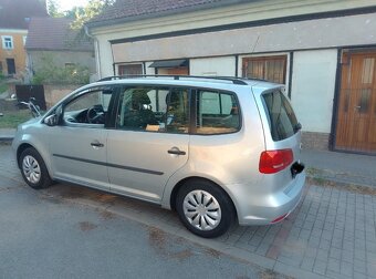 Prodám Volkswagen TOURAN 1,6 D ROK VÝROBY 2011 - 9