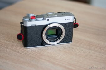 Fujifilm X-E4 - 9