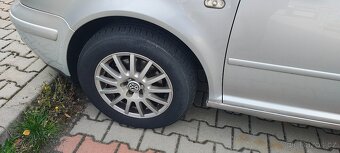 Volkswagen Bora, 1.9TDI 74kw, 2004,PĚKNÝ STAV - 9