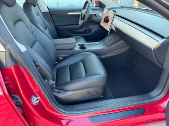 Tesla Model 3 Performance - 9