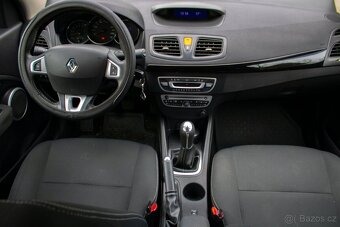 Renault Fluence 1.6 16V Privilege - 9