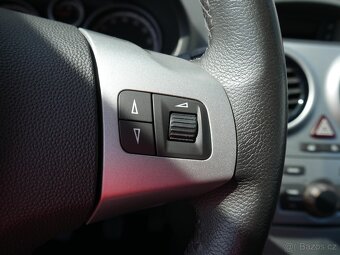 Opel Corsa 1.2i , 63 kW benzín, 2013 - 9