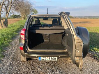 Toyota RAV4, 2.2 2AD 110kW 4x4 - 9