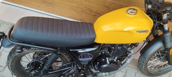 Motorka Brixton Cromwell 125 (2024, 1550 Km) - 9