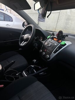 kia ceed 2011 1.6 crdi - 9