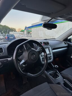 VW Scirocco 1.4 TSI, po servisu, STK 2027, zimní sada, top - 9