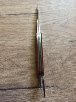 Victorinox - 9