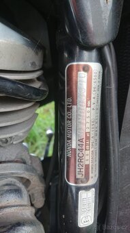 Prodám motorku Honda VT750C - 9