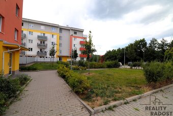 Pronájem novostavby  bytu 3+kk (79 m²) s velkým balkónem s k - 9