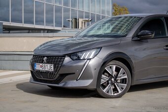 Peugeot 208 1.2 PureTech 100 GT Pack EAT8 - 9