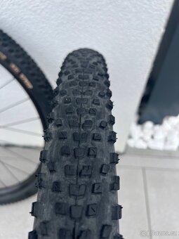 Zapletená kola DT SWISS X1900 - velmi málo ježděná - 9
