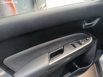 Suzuki Vitara, 1.4i BoosterJet aut.4x4 plná v - 9