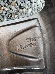 Alu sada zimních kol Dezent 5x130, 255/60r17 Nokian - 9